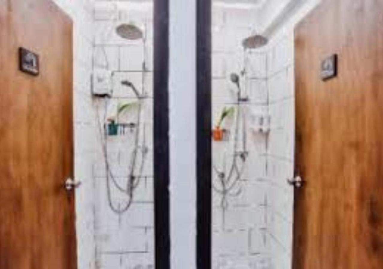Adora Hostel Chiang Mai Esterno foto